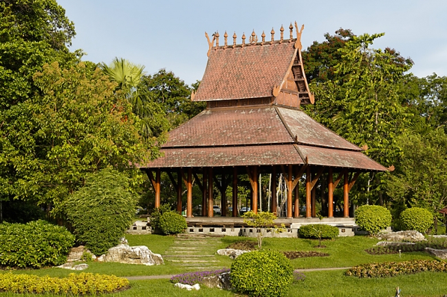 Suan Luang-JUN14-031